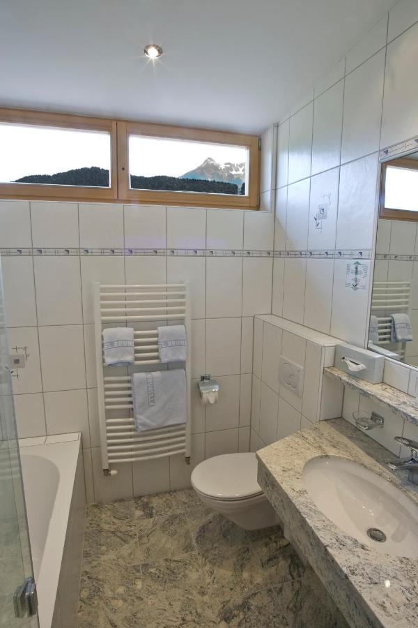 Hotel Brunella Vandans Eksteriør billede