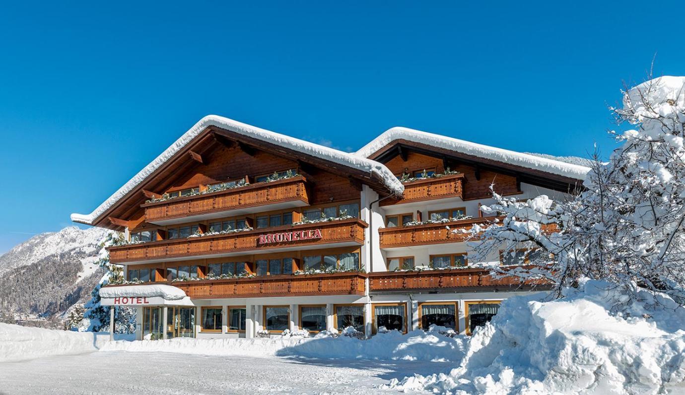 Hotel Brunella Vandans Eksteriør billede