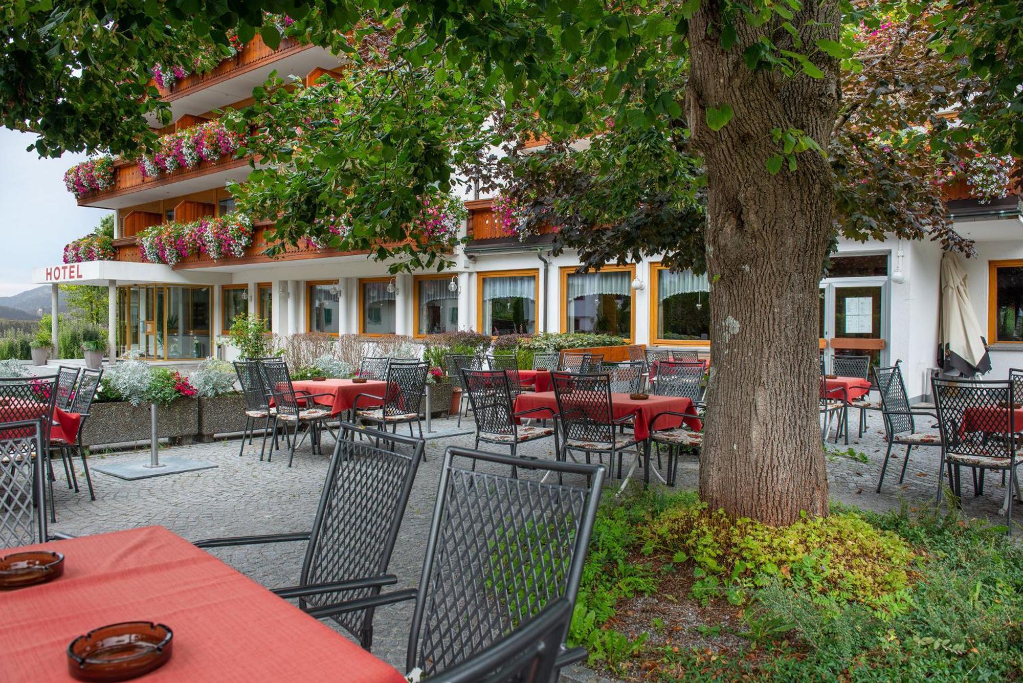 Hotel Brunella Vandans Eksteriør billede
